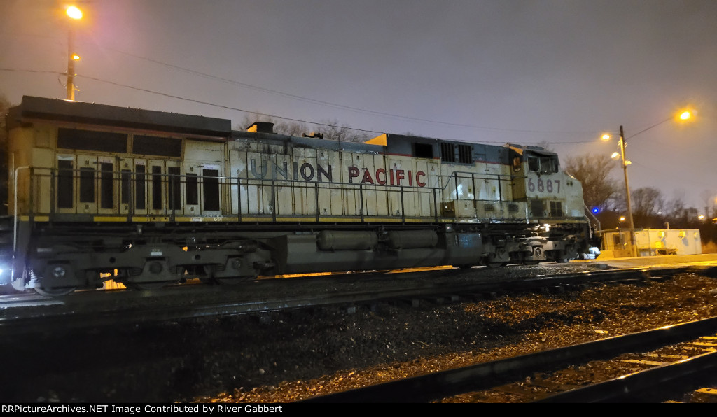 Union Pacific 6887